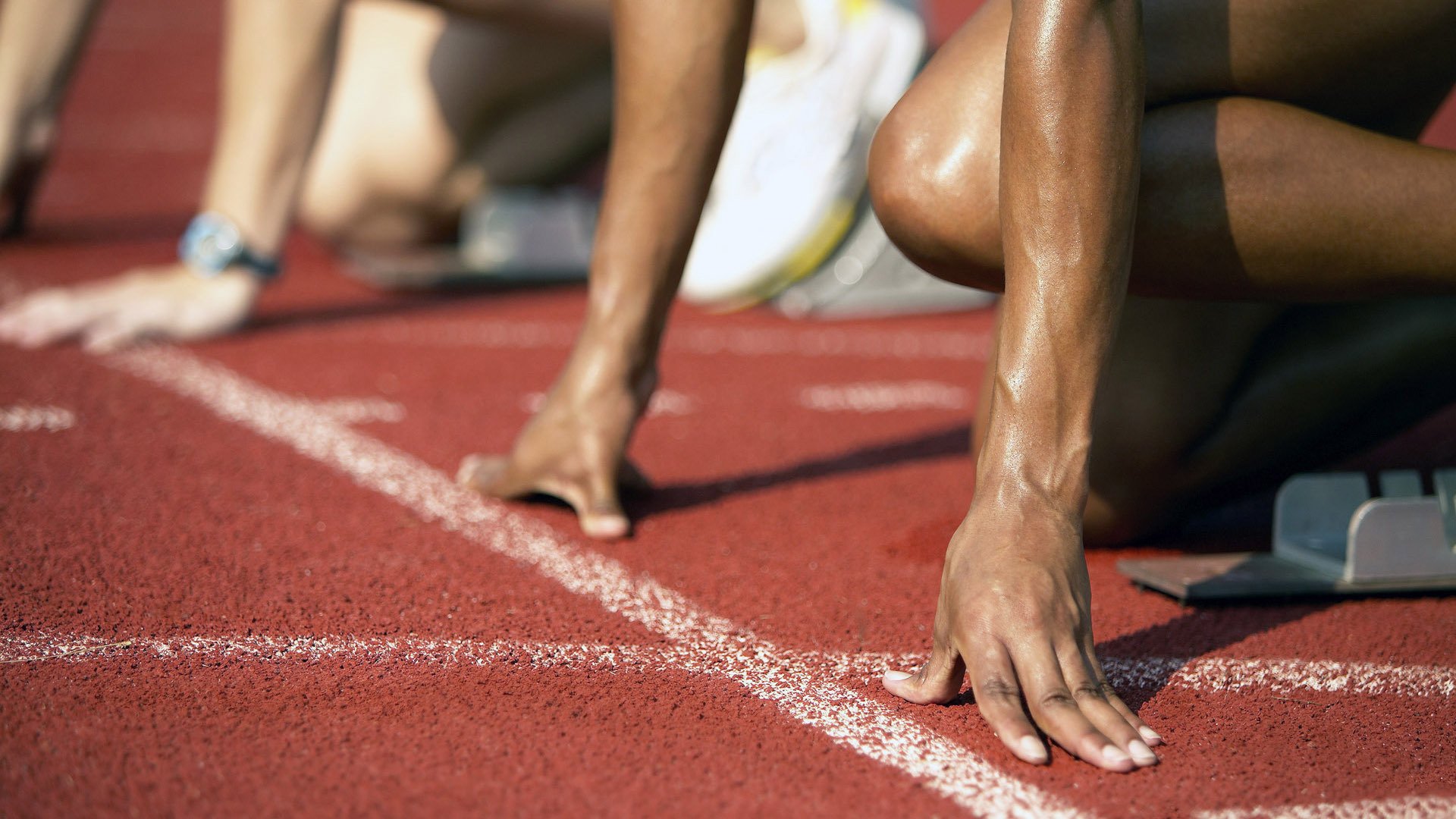 弗朗索瓦·斯图尔特:南非队的关键防守型中场,搅乱对手进攻节奏